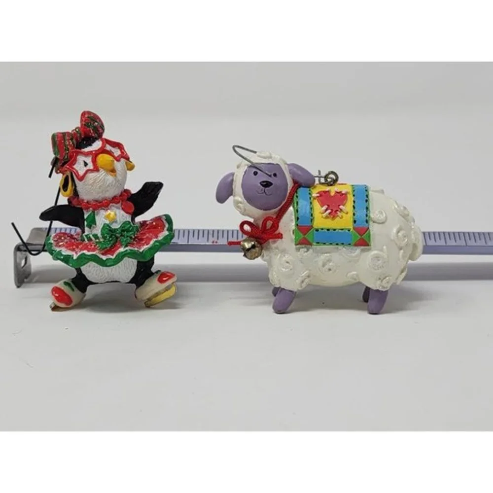 2‎ Carlton Cards Christmas Ornaments 1999 Patty Penguin And Lambie Pie
